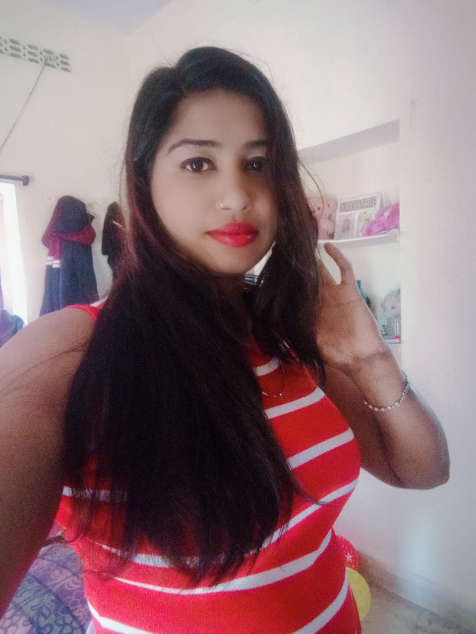 Exclusive Gomti Nagar call girl in Bandra